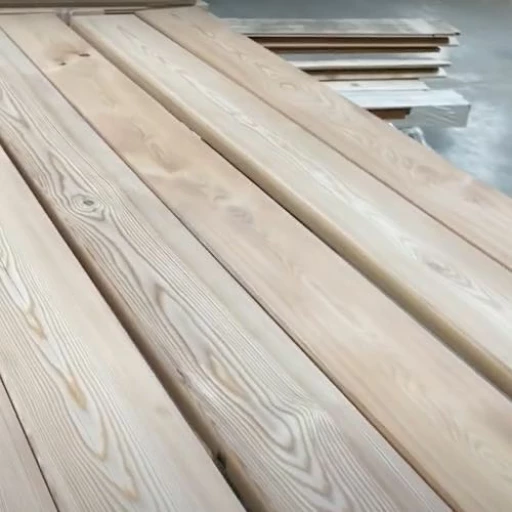 Доска террасная лиственница гладкая 28*142*2500, сорт Э (0,355м2)